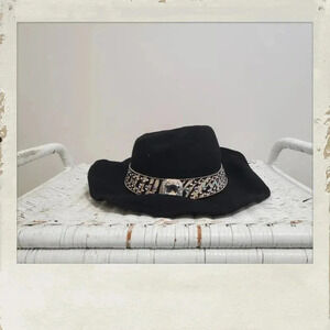Goldcoast Sunwear Iridescent Opal Jewels Animal Print Boho Country Black Hat